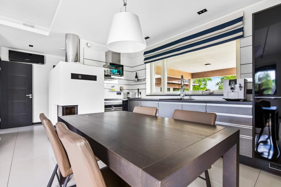 Coffee/tea facilities, Kitchen or kitchenette