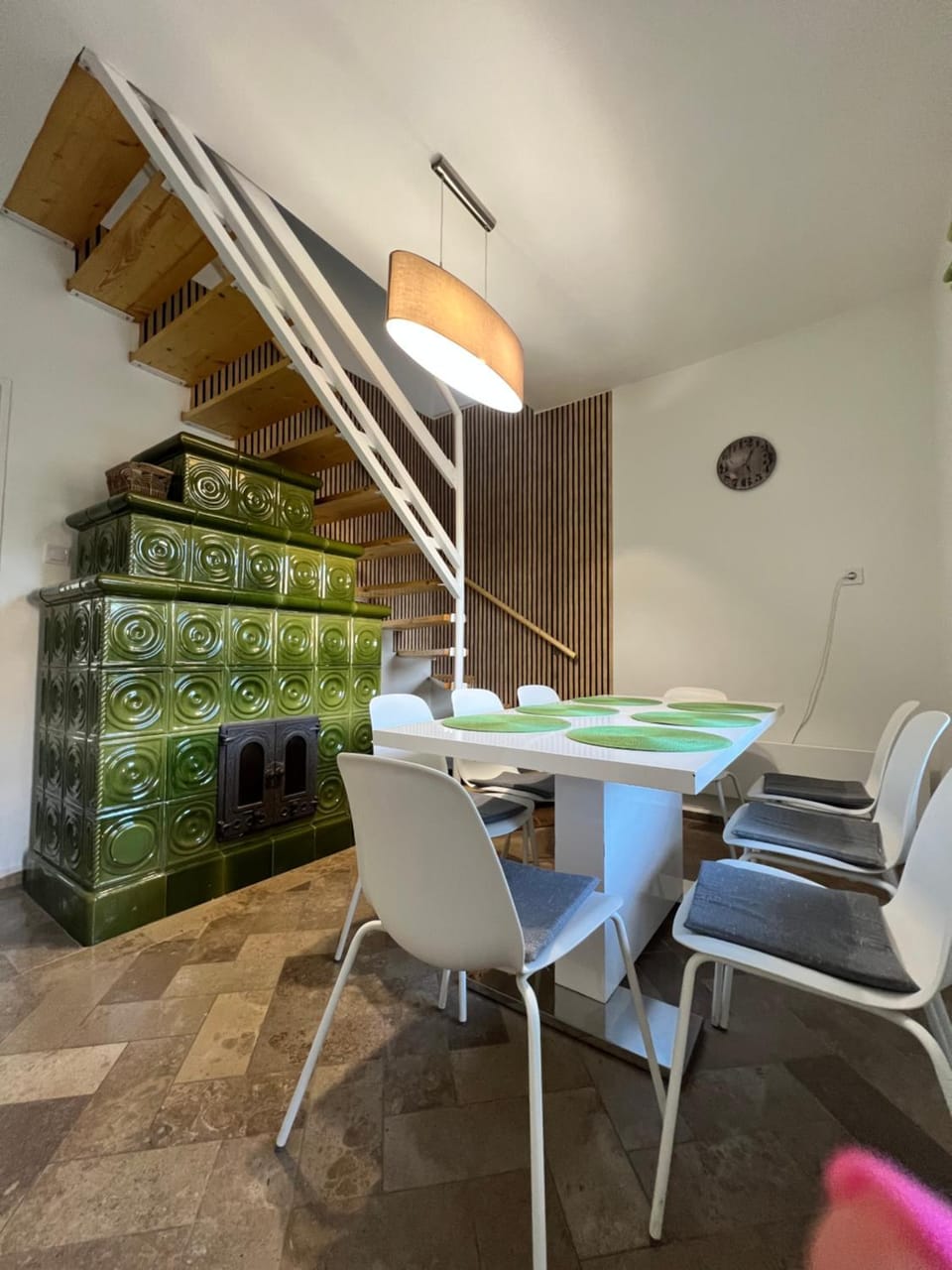 Dining area, Meals