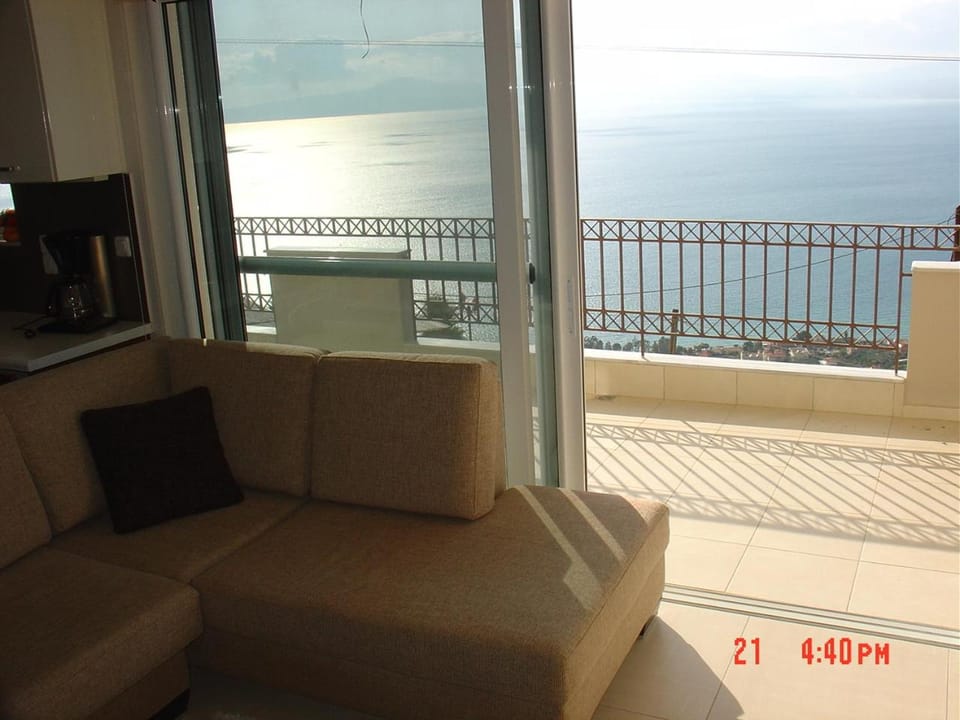 Verga first floor apartment Apartment in Messenia