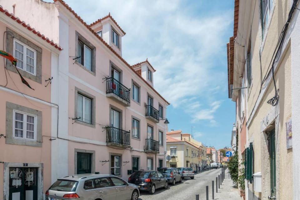 Beautiful Apartment with View of the Tagus River Apartment in Lisbon