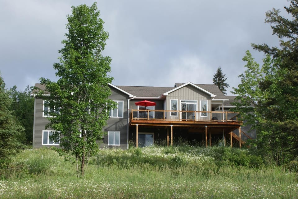 Top of Algonquin Bed and Breakfast Bed and Breakfast in Ontario