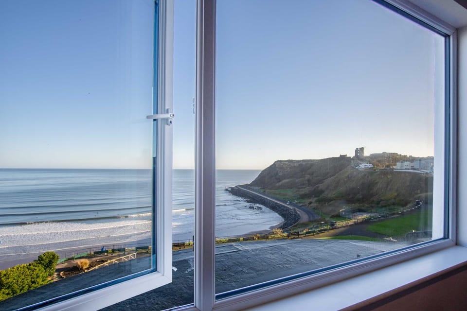 Nearby landmark, Natural landscape, Living room, Beach, Bedroom, Sea view