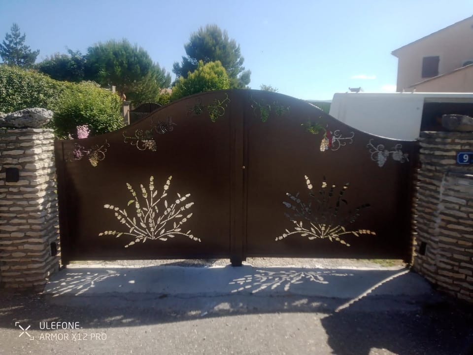 Jolie Villa dans LE LUBÉRON House in Provence-Alpes-Côte d'Azur