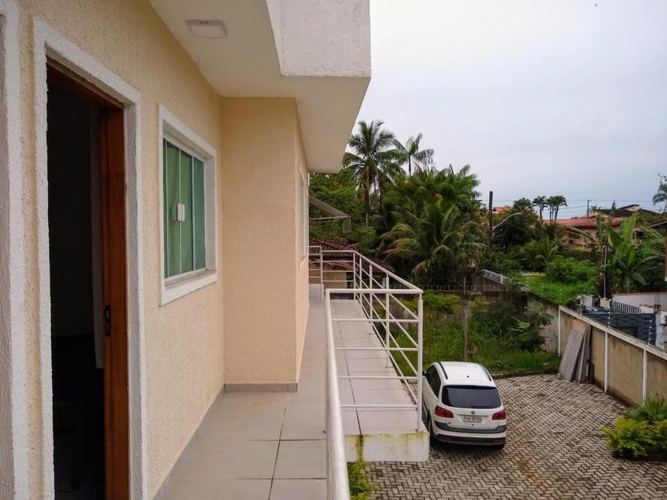 Property building, Facade/entrance, Day, Balcony/Terrace, Parking