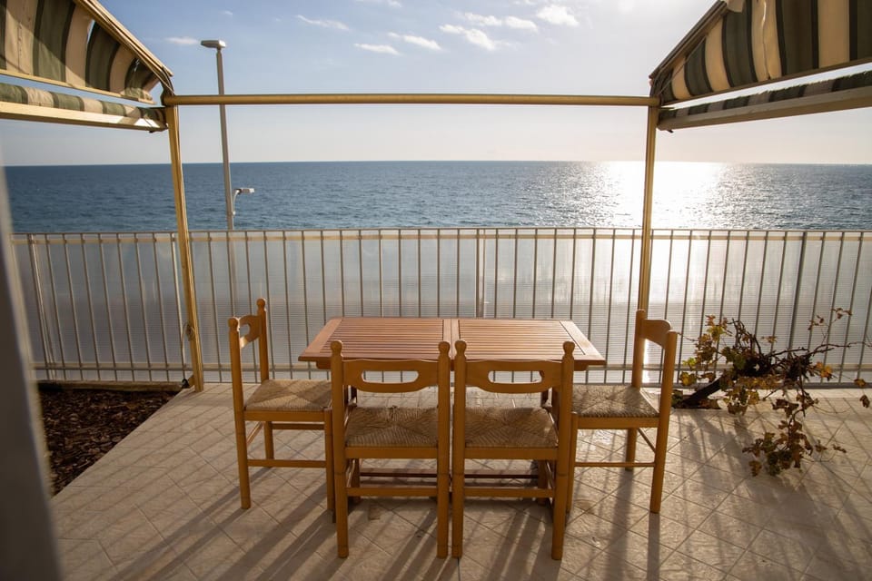 Perfect Wave a 10 m dal mare Apartment in Sanremo