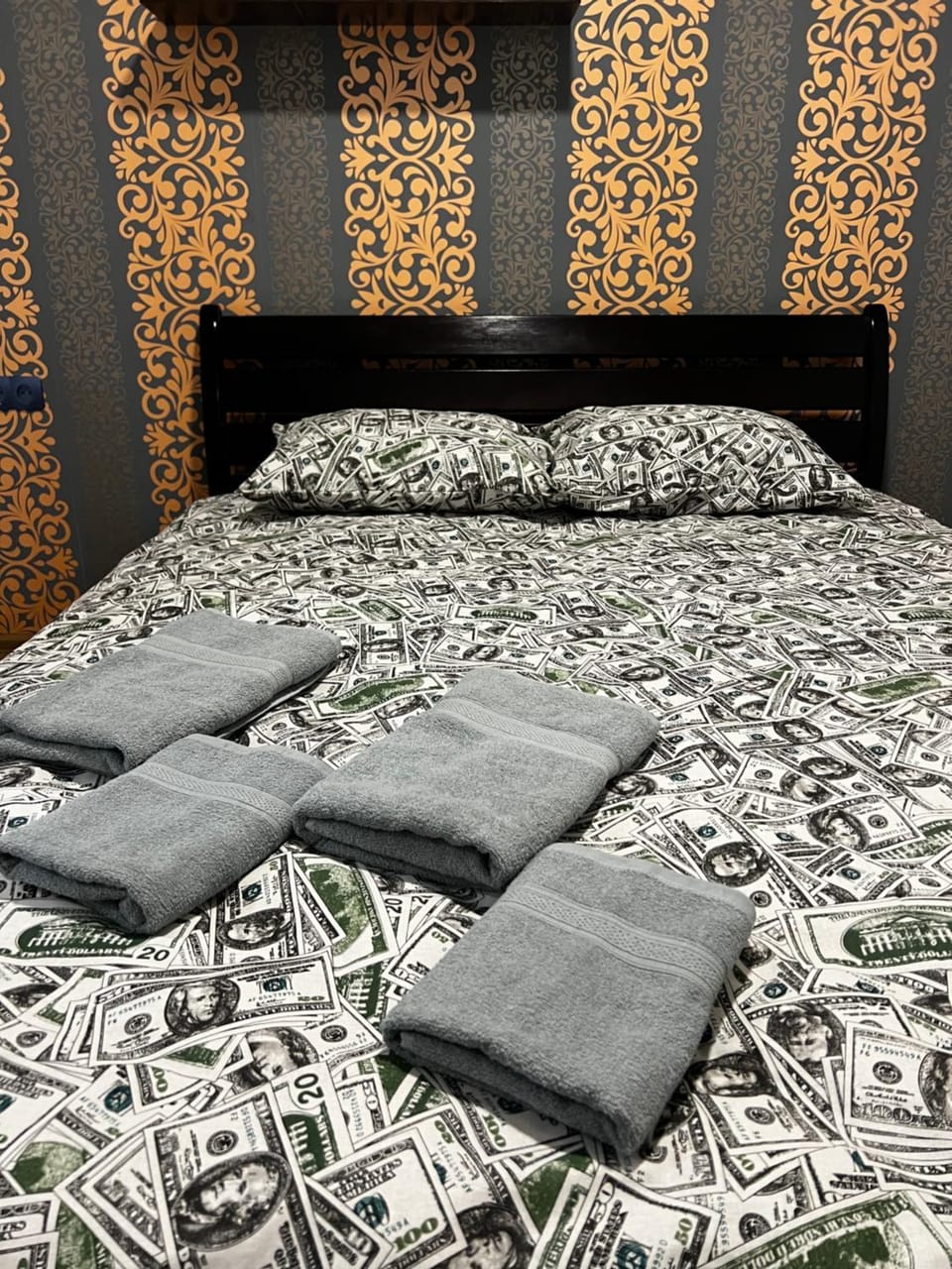 VIP апартаменти ЦЕНТР Apartment in Ukraine