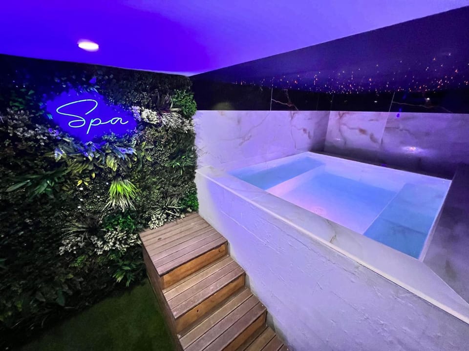 Hot Tub, Spa and wellness centre/facilities, Spa and wellness centre/facilities