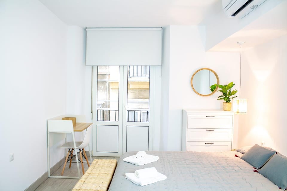 Bed, Photo of the whole room, Bedroom, towels, wardrobe, air conditioner