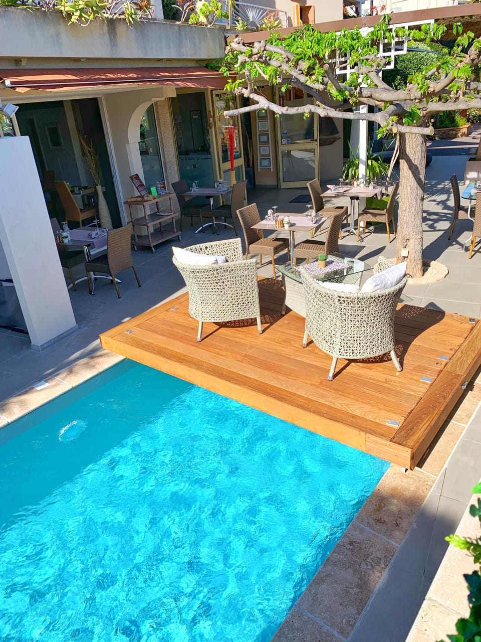 Patio, Pool view, Swimming pool