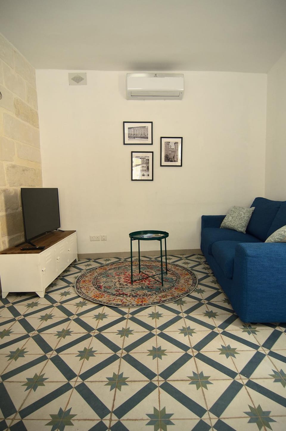 TV and multimedia, Living room