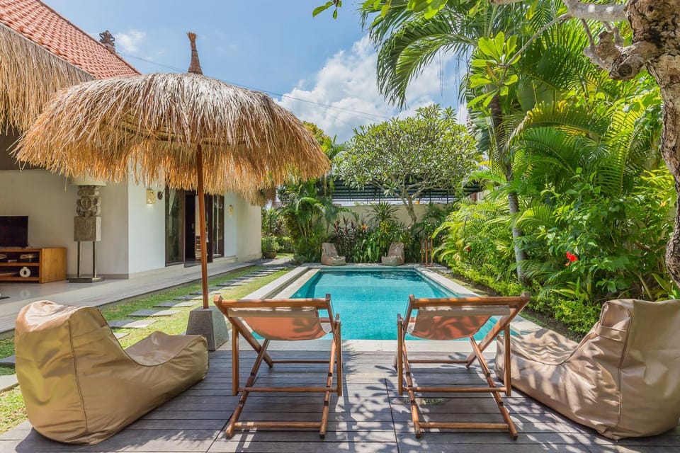 Garden, Balcony/Terrace, Garden view, Pool view, Swimming pool, sunbed