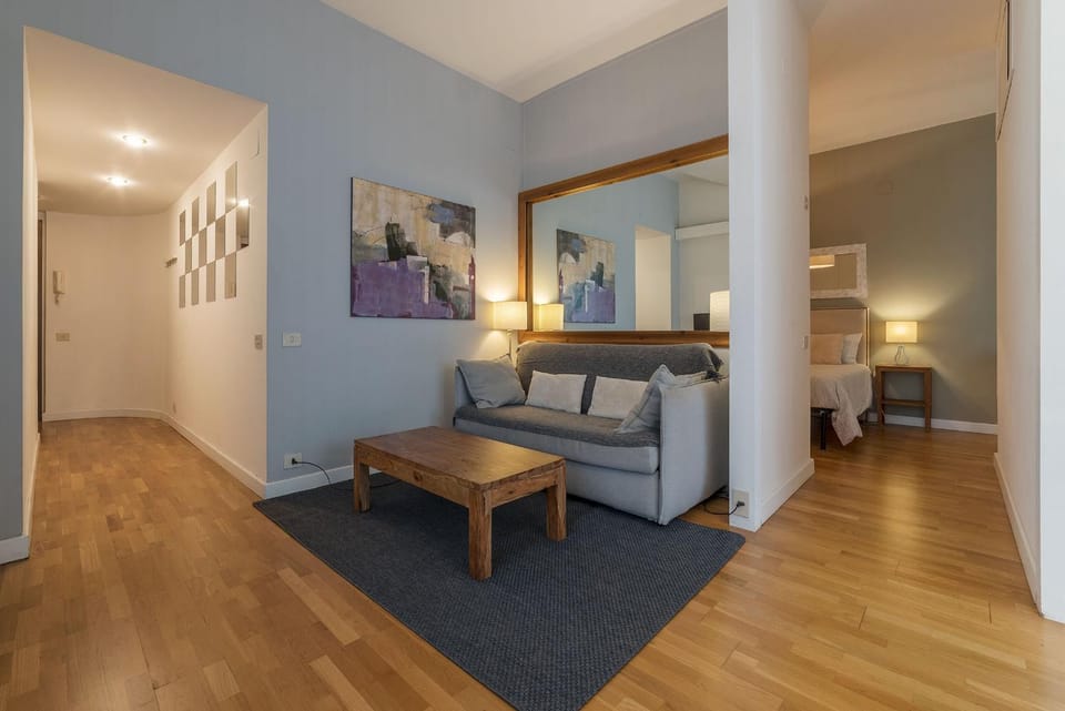 Living room, Photo of the whole room
