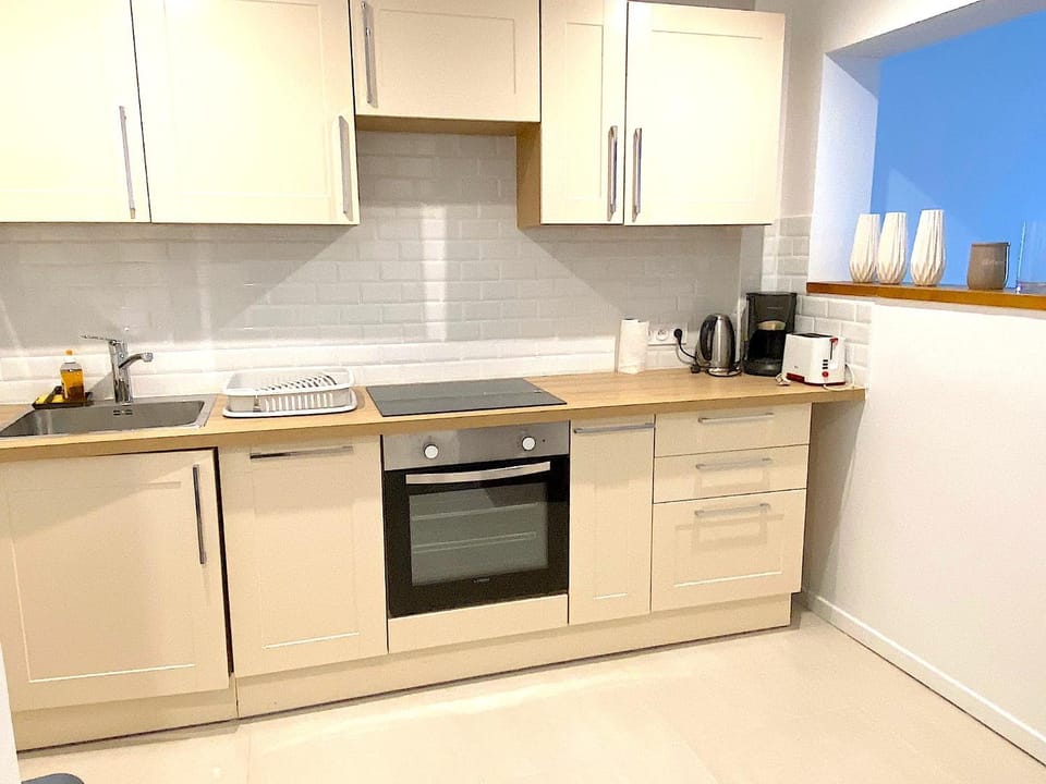 stove, stove, kitchen, kitchen