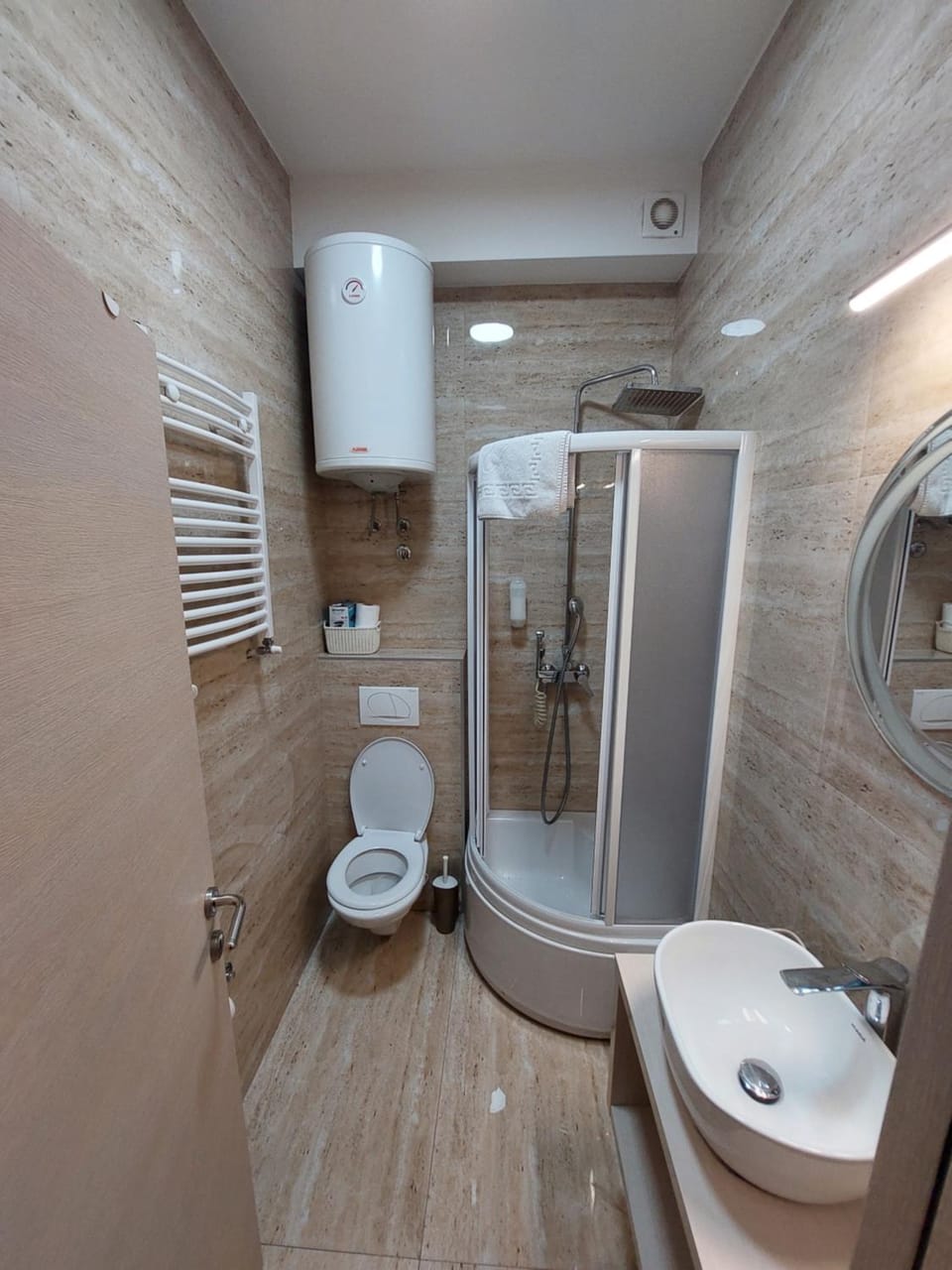 Shower, Toilet, Bathroom