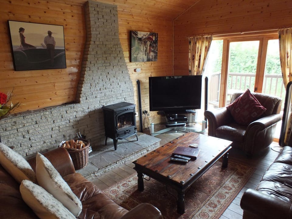 Oaks Log Cabins Cabin in Swanage