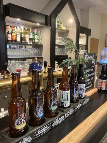 Lounge or bar, Drinks