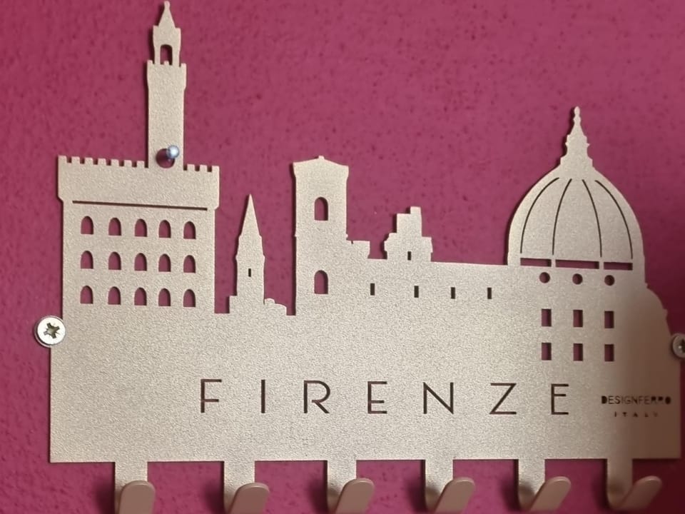 Leopolda Suite Apartment in Florence