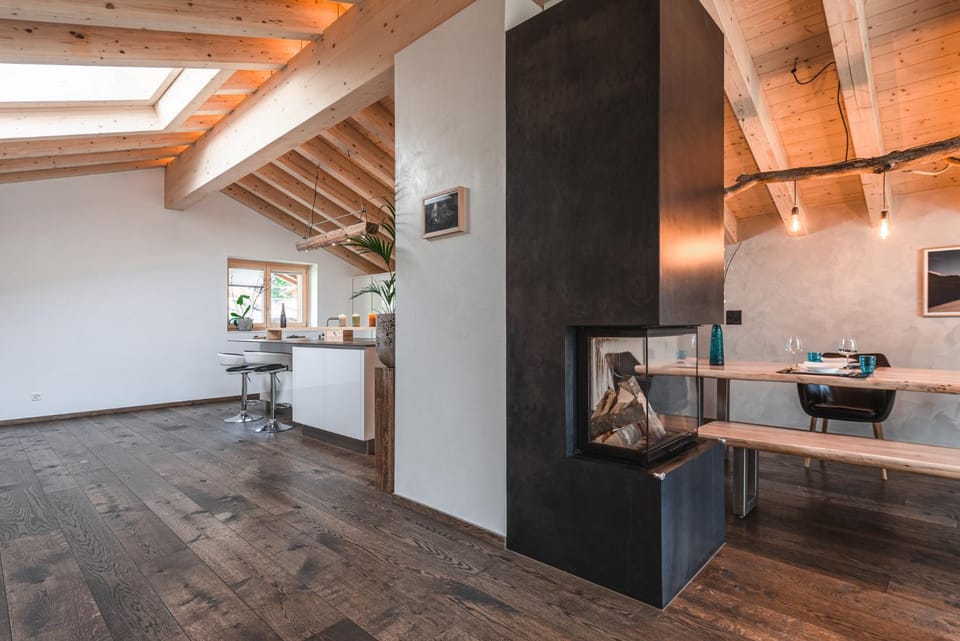 Kitchen or kitchenette, Living room, Dining area