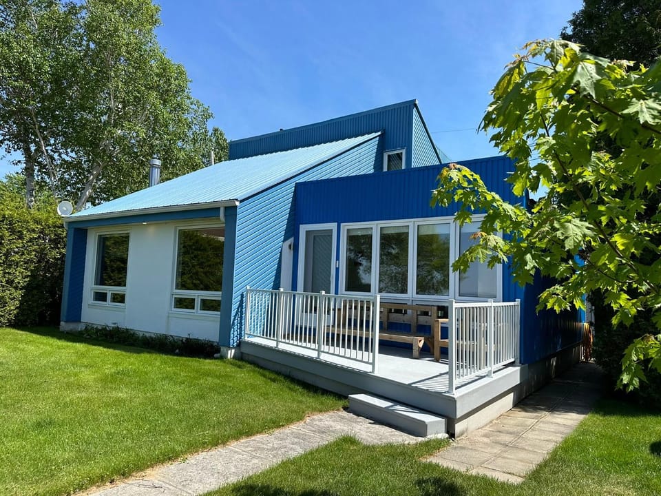 La Casa De La Playa House in La Tuque