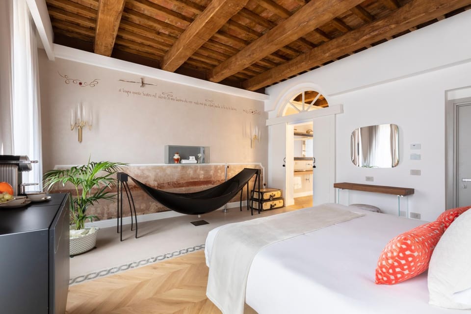 Bedroom, Bath