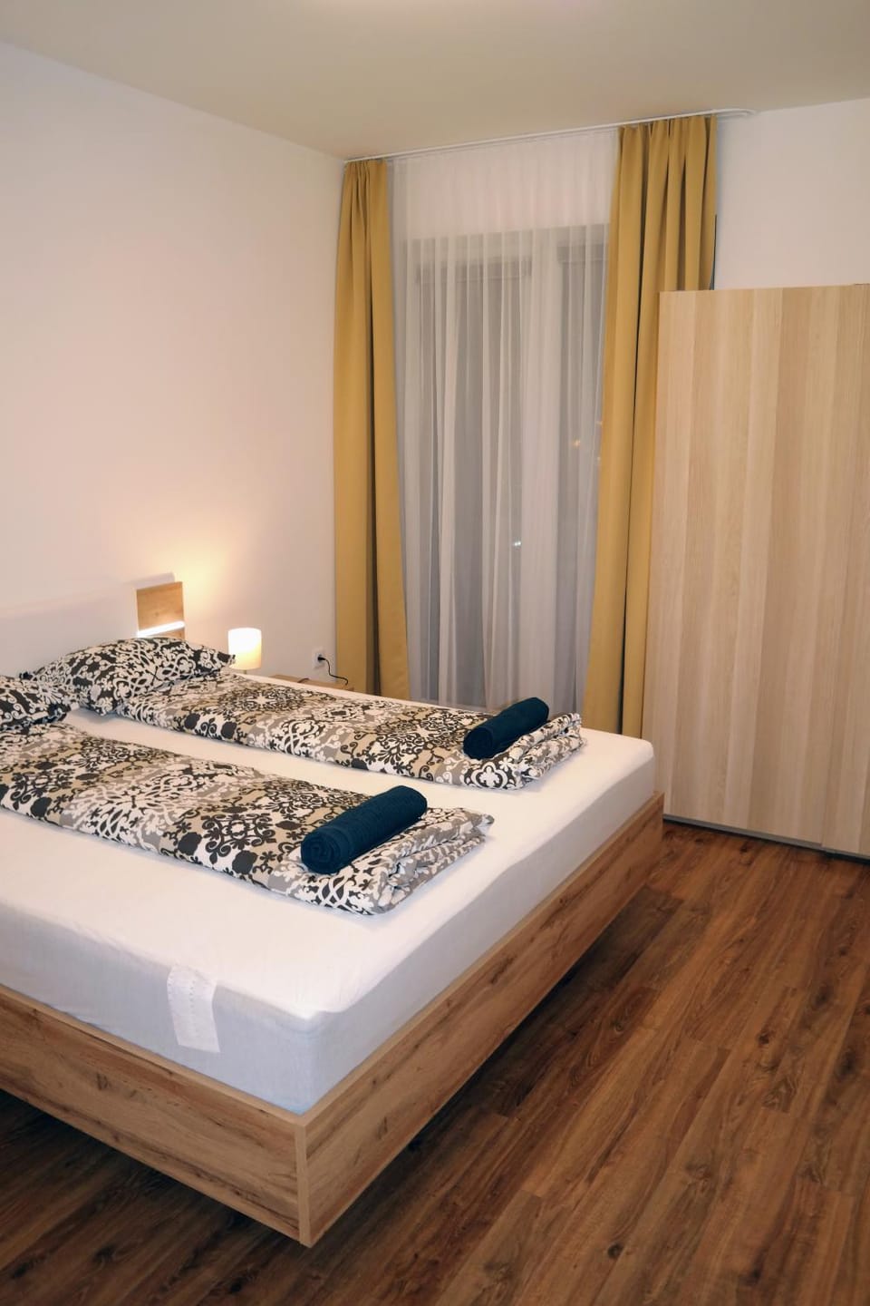 Riverside Apartman with Free Parking Apartment in Hungary
