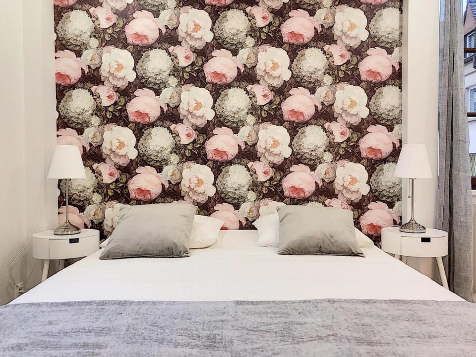 Bed, Photo of the whole room