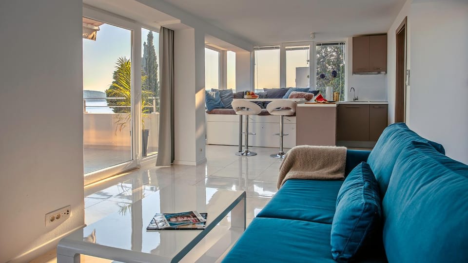 Adriatic Azur Penthouse Apartment in Split
