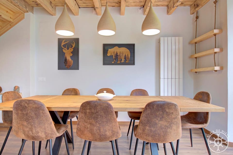 CASA ERA CUMA de Alma de Nieve House in Catalonia