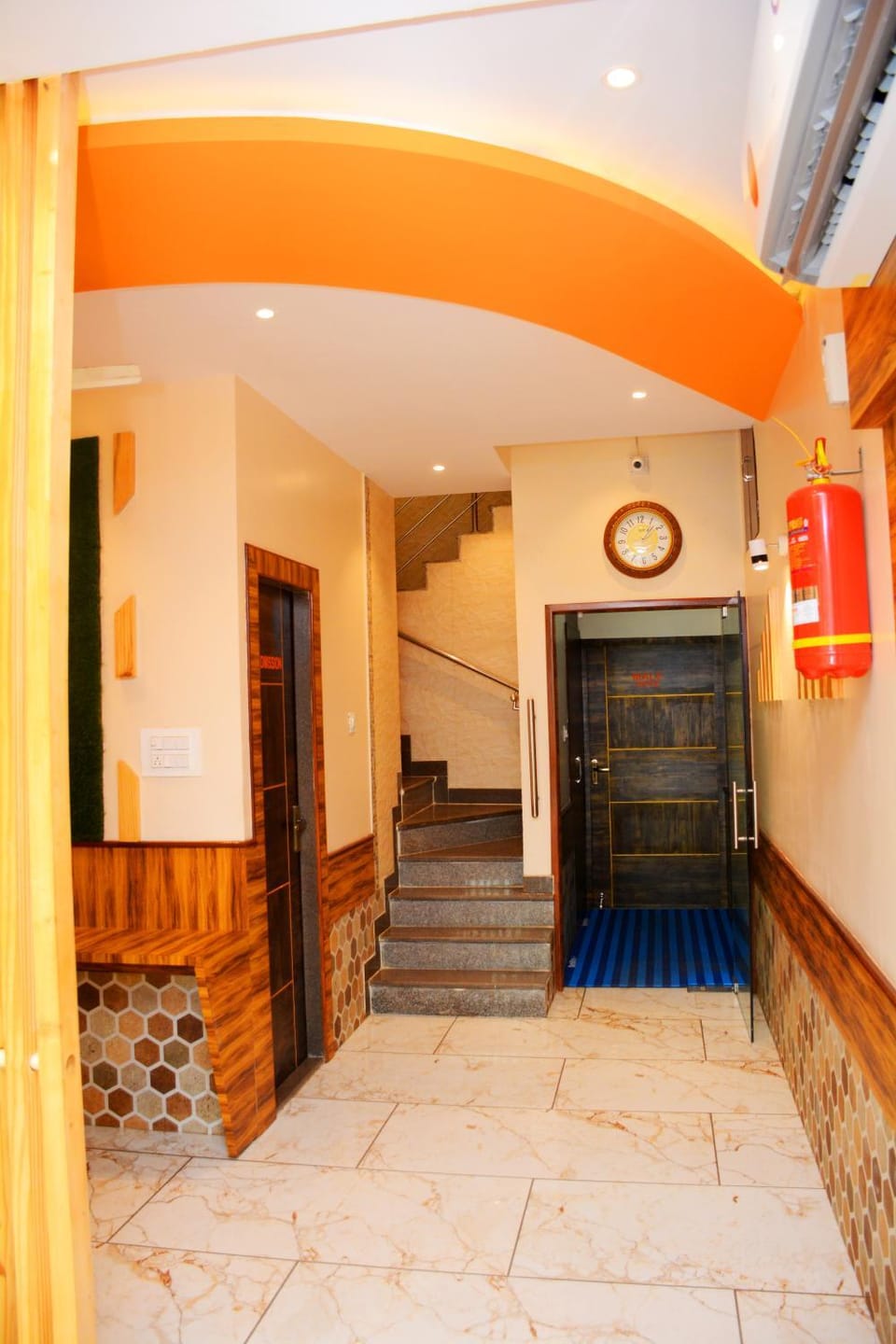 Facade/entrance, Lobby or reception