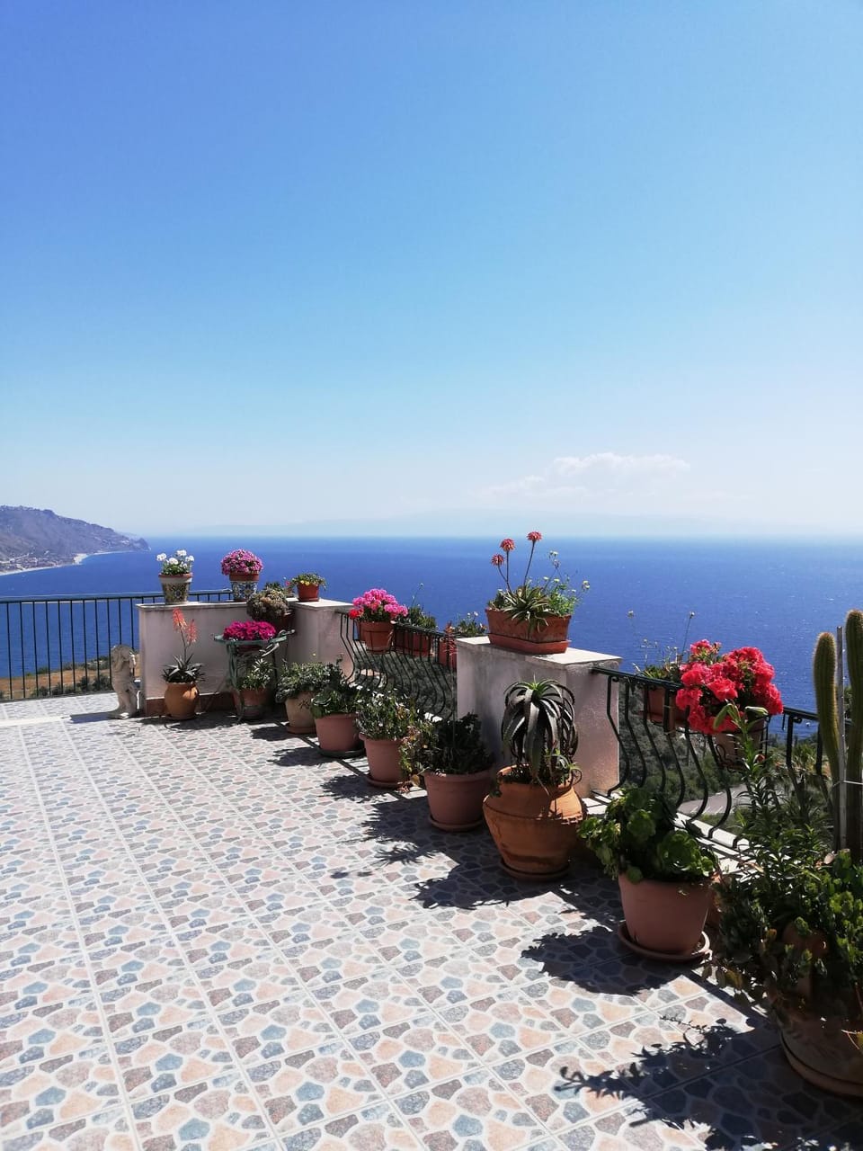 Natural landscape, View (from property/room), Balcony/Terrace, Mountain view, Sea view, Sea view