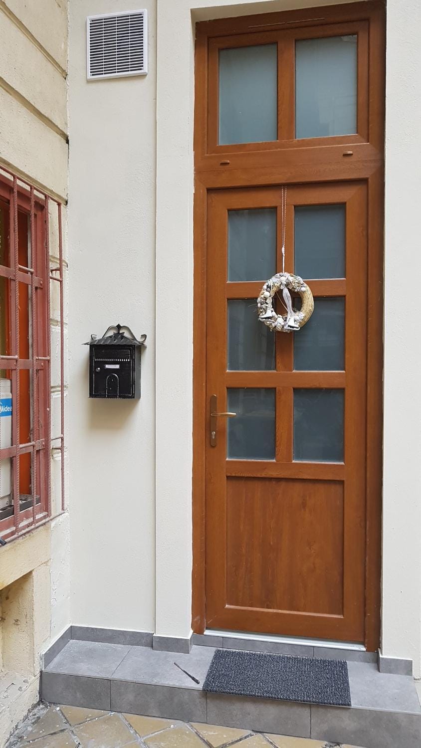 Property building, Facade/entrance