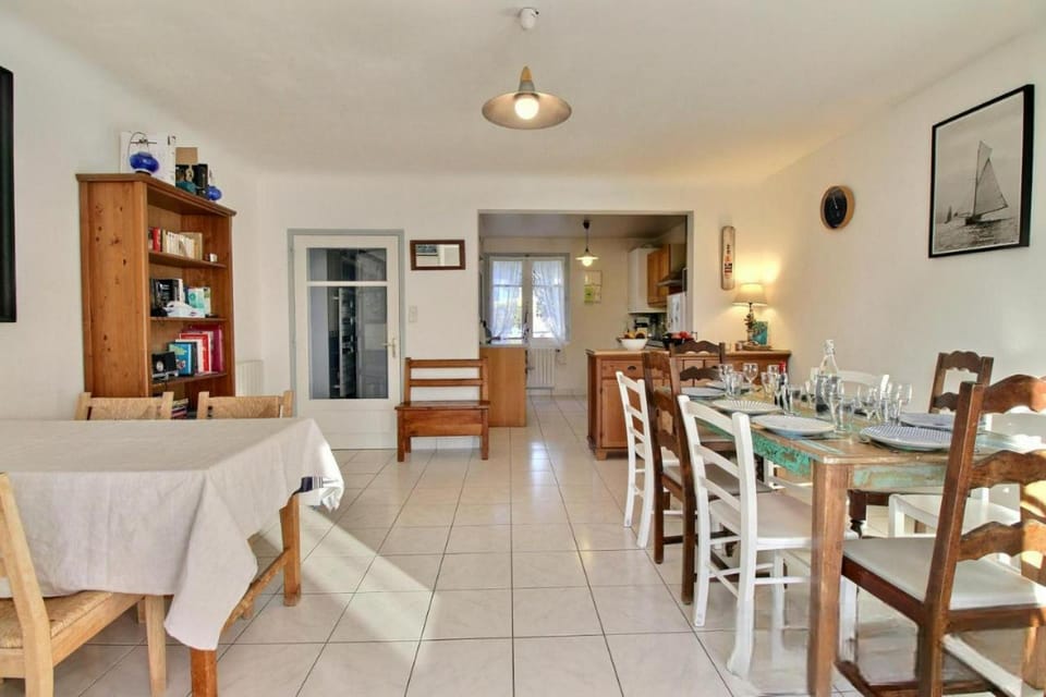 Ty Lisa - Maison de village avec véranda lumineuse sur grand jardin House in Quiberon