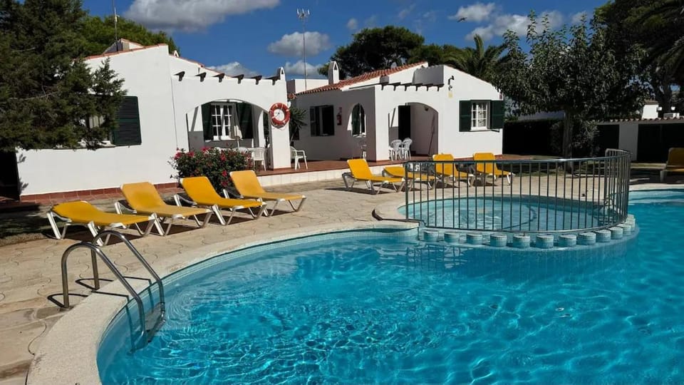 Property building, Pool view, Swimming pool