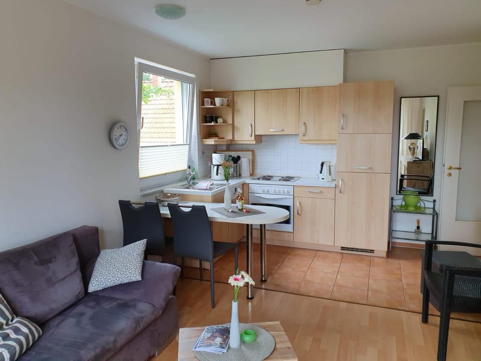 Kitchen or kitchenette, Living room, Dining area