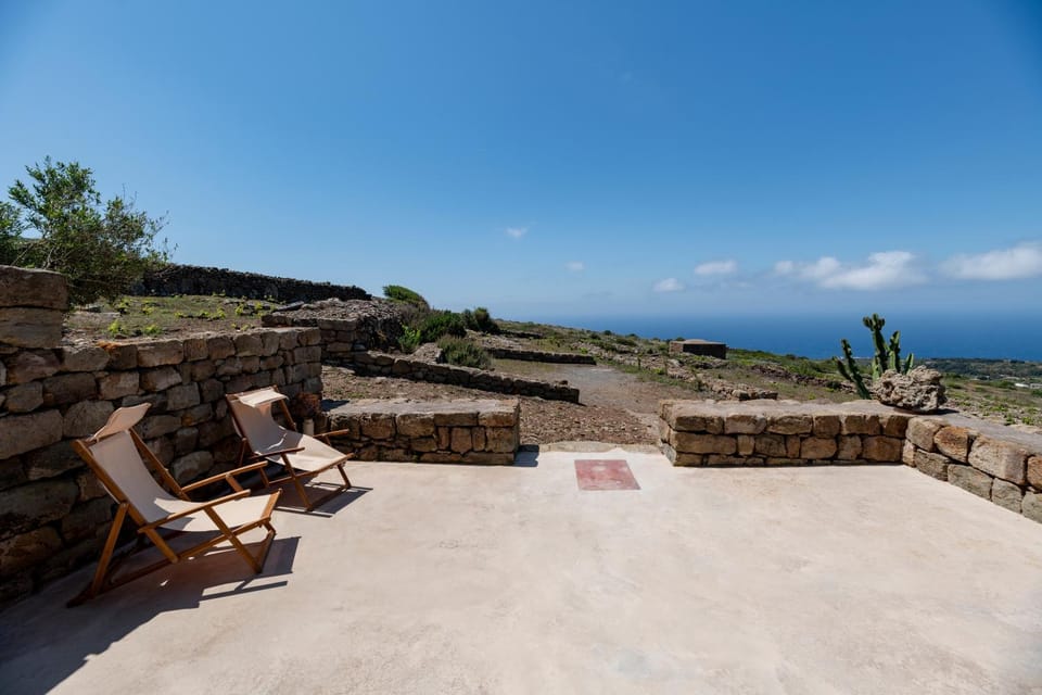Kuddia Attalora House in Sicily