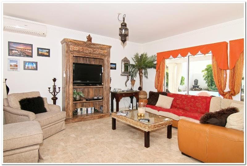 Mi casa su casa Villa in Corralejo