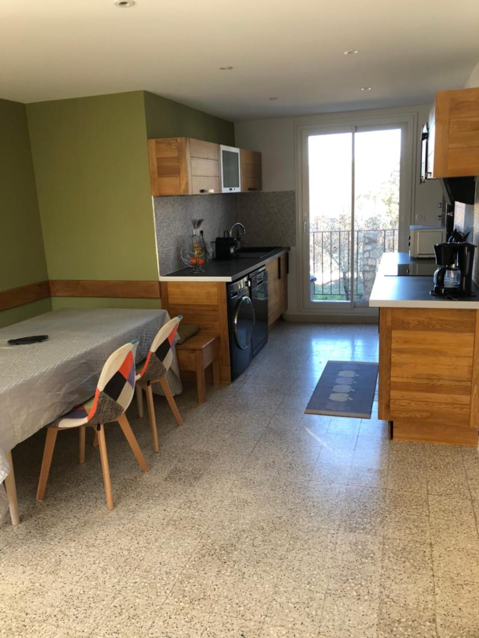 Dining area, stove, kitchen