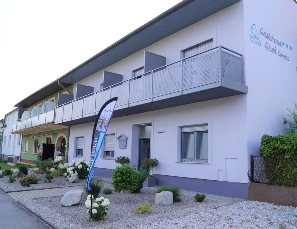 Gästehaus Gisch Sandra Bed and Breakfast in Hungary