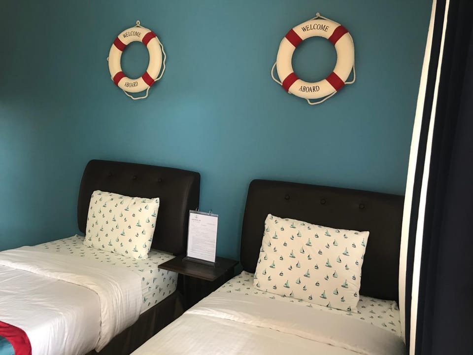 ANCHORAGE INN Moalboal Hotel in Central Visayas