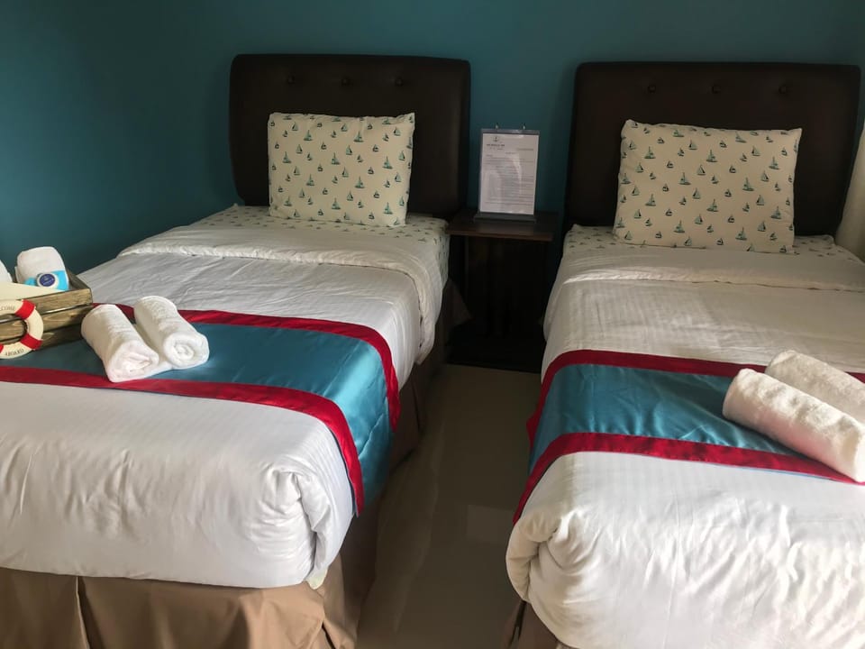 ANCHORAGE INN Moalboal Hotel in Central Visayas
