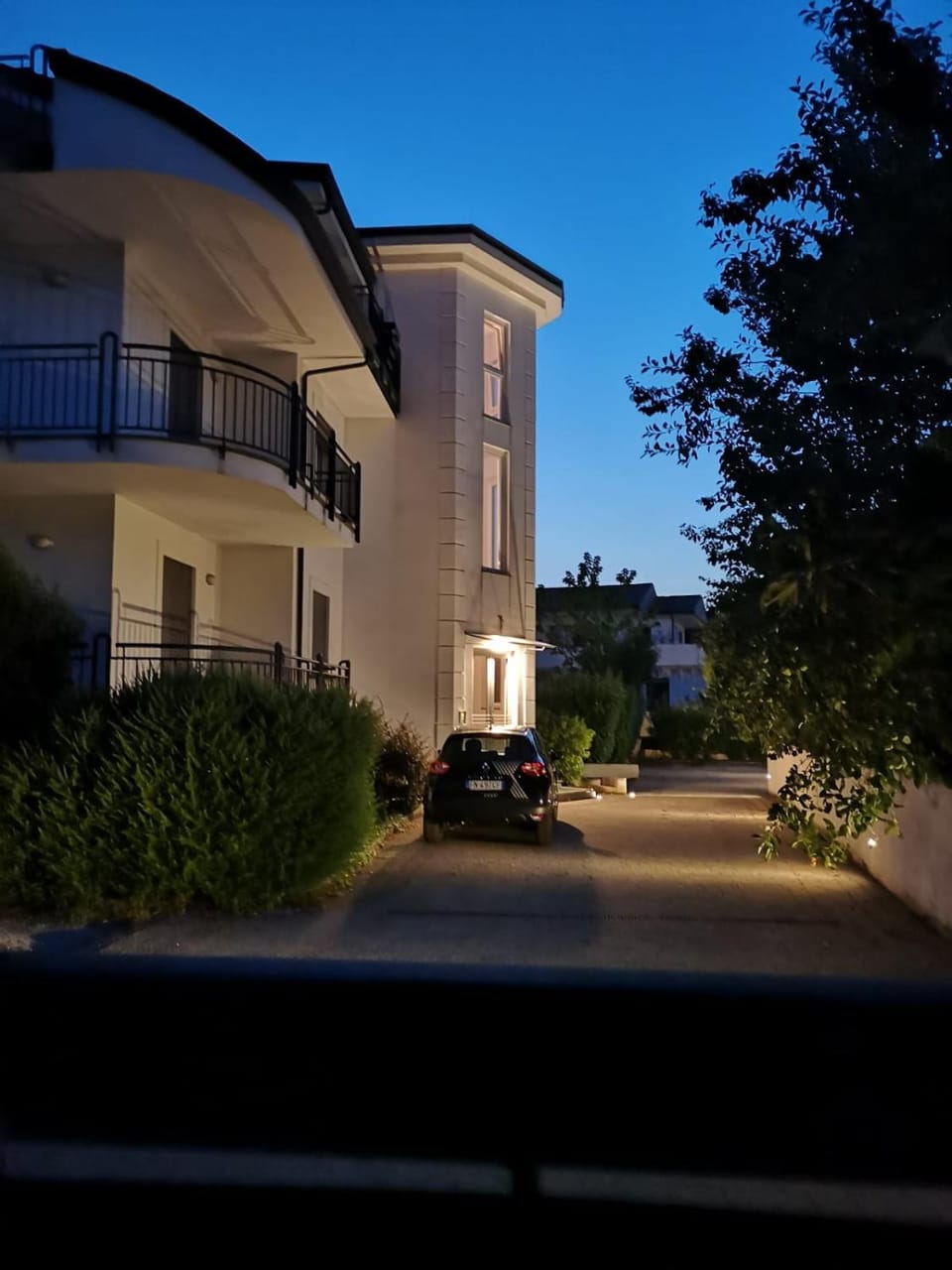 Facade/entrance