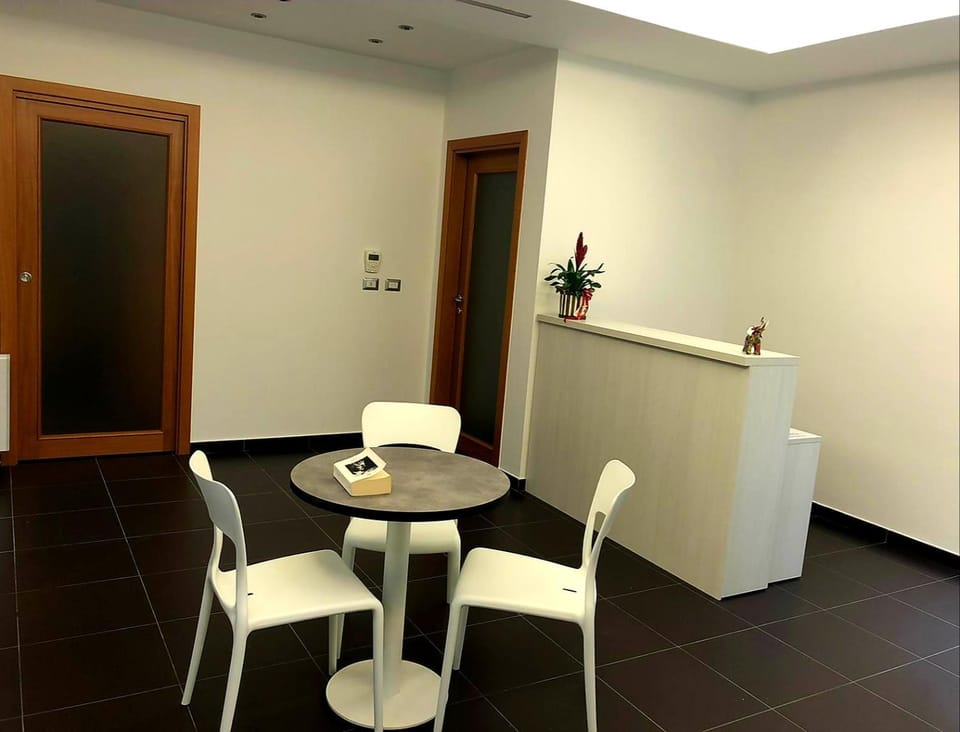 Communal lounge/ TV room, Living room, Lobby or reception, Seating area
