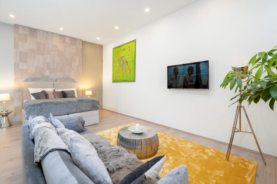 Cozy Einstein Apartment in Berlin