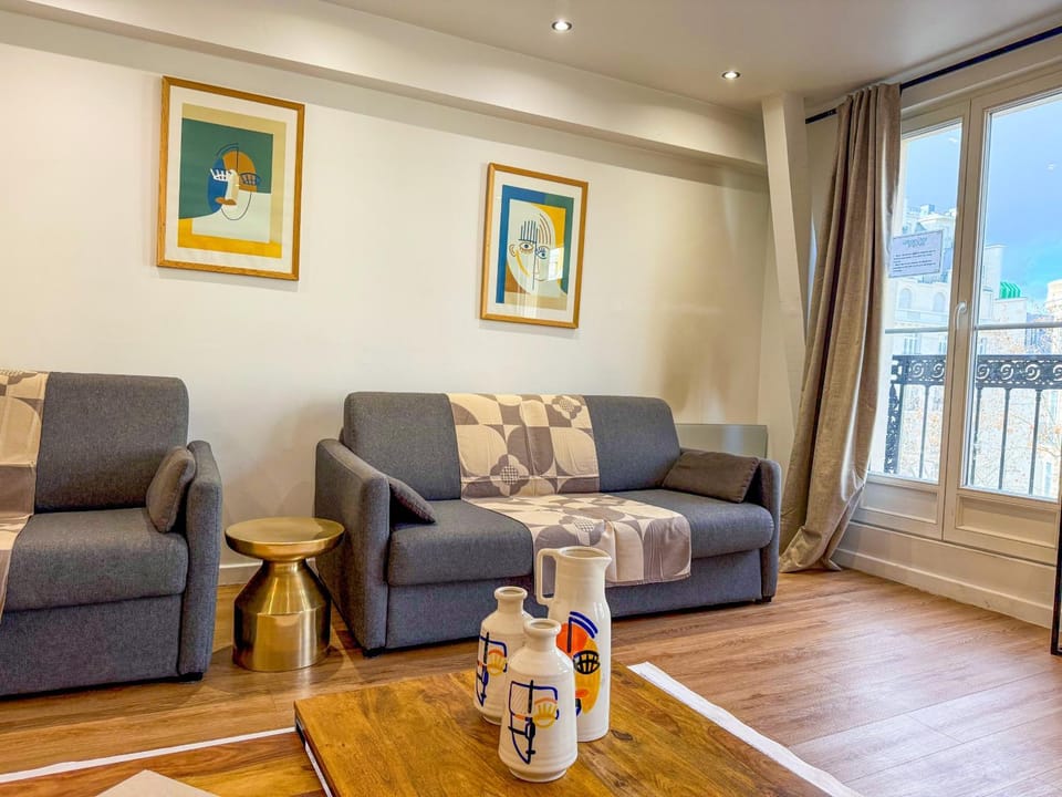 102 - Urban Opera Picasso Apartment in Paris