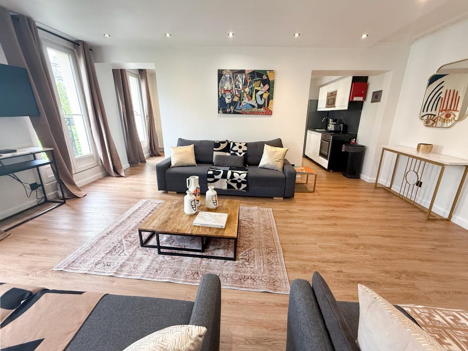 102 - Urban Opera Picasso Apartment in Paris