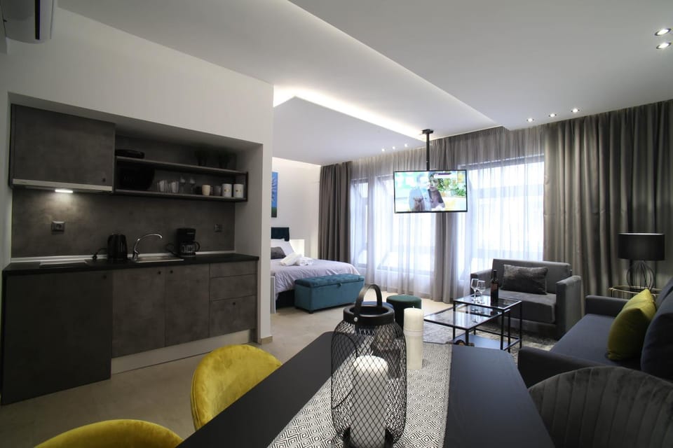 ZH Luxury Suites Apartment in Thessaloniki