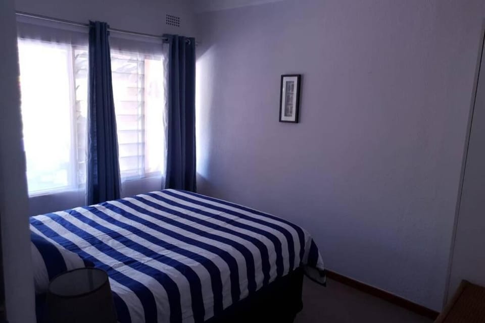 23 Manzini Chalets-Pumba's Den Apartment in KwaZulu-Natal
