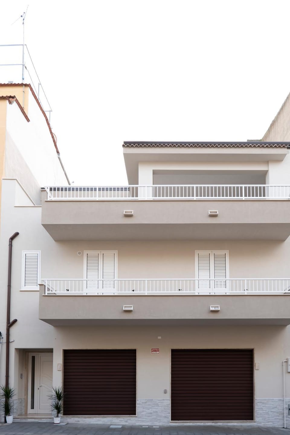 Property building, Facade/entrance