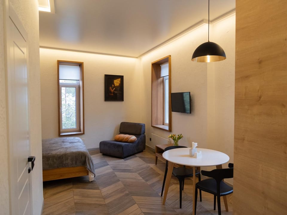 Dining area, Bedroom
