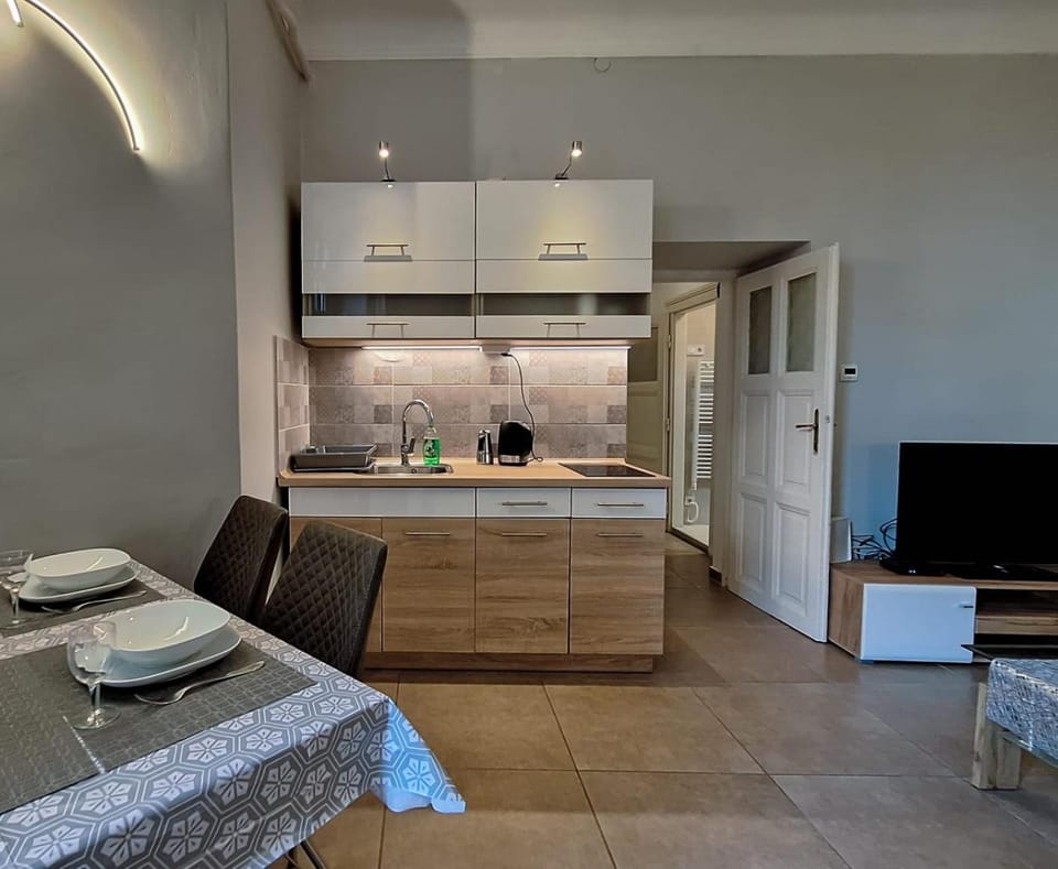 Modern Parkside Garden View Apartment Apartment in Budapest